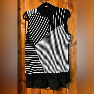 Dana Buchman Size XL Black And White Sleeveless Sweater